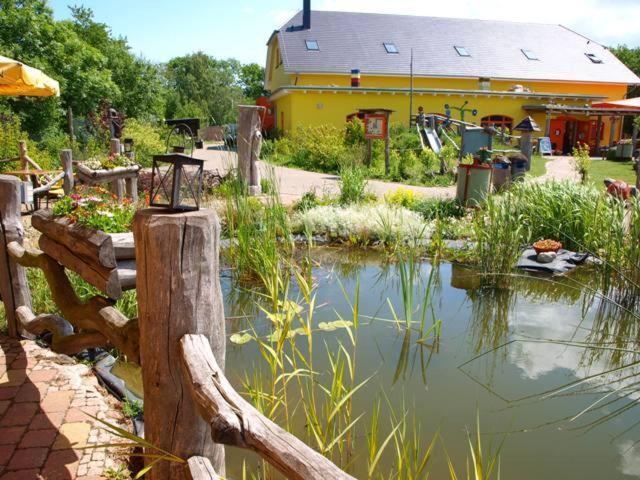 Landhotel Zum Honigdieb Ribnitz-Damgarten Exterior photo